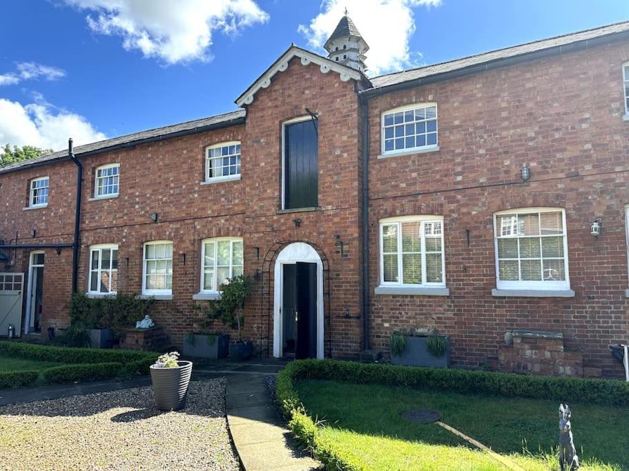Vila Huntershields Country Manor Flore Exteriér fotografie