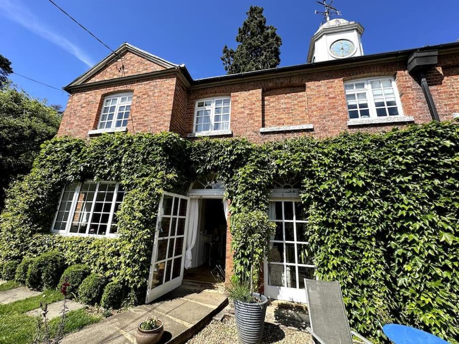 Vila Huntershields Country Manor Flore Exteriér fotografie
